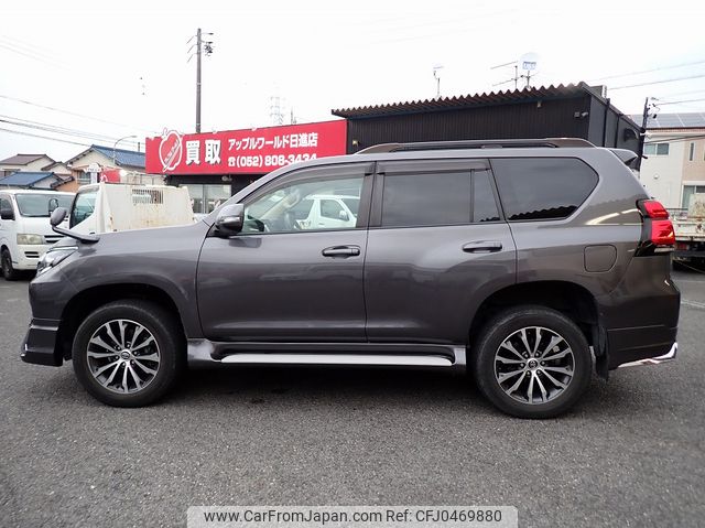 toyota land-cruiser-prado 2020 24230509 image 2