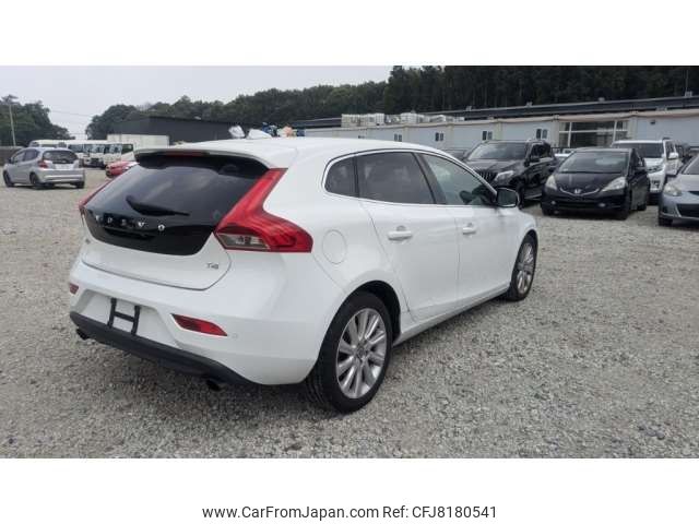 volvo v40 2014 -VOLVO--Volvo V40 DBA-MB4164T--YV1MV485BE2151288---VOLVO--Volvo V40 DBA-MB4164T--YV1MV485BE2151288- image 2