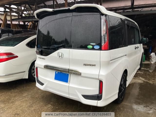 honda stepwagon 2017 CFJ1639403 image 2