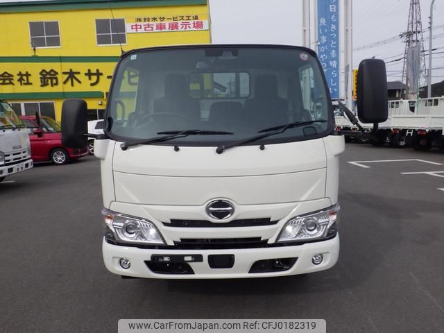 hino dutro 2024 GOO_NET_EXCHANGE_0720194A30240907W001 image 2