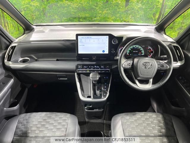 toyota voxy 2023 CFJ1853511 image 2