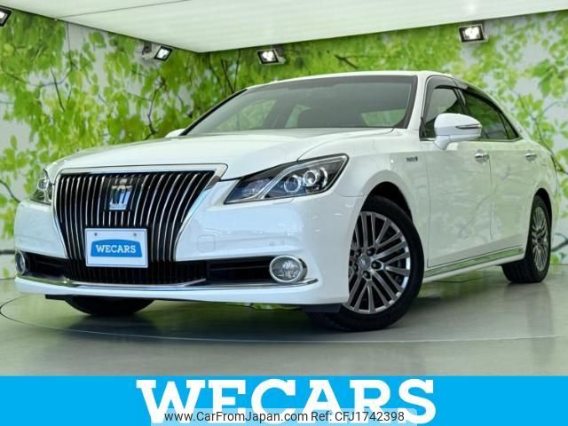 toyota crown-majesta 2014 CFJ1742398 image 1