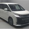 toyota voxy 2022 quick_quick_6AA-ZWR90W_0049451 image 4