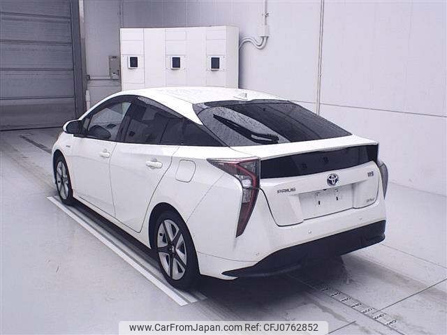 toyota prius 2016 -TOYOTA--Prius ZVW55-8039556---TOYOTA--Prius ZVW55-8039556- image 2