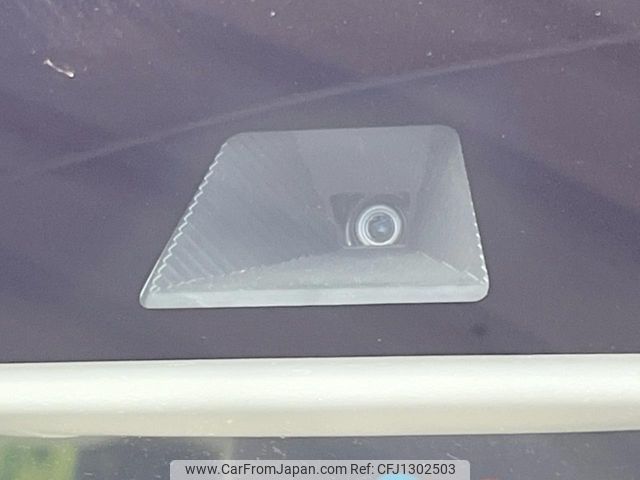 honda n-box 2018 CFJ1302503 image 2