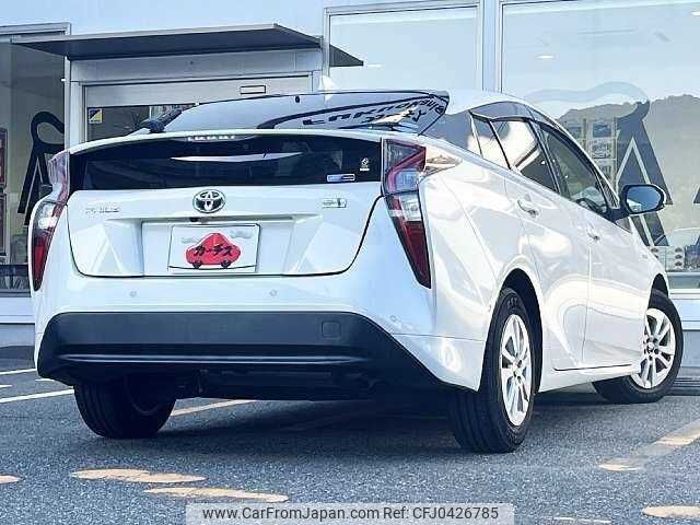 toyota prius 2018 504928-925777 image 2