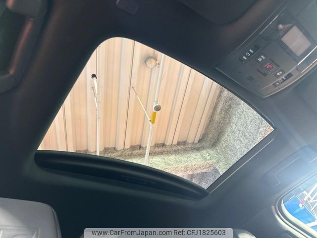 lexus ux 2022 CFJ1825603 image 2