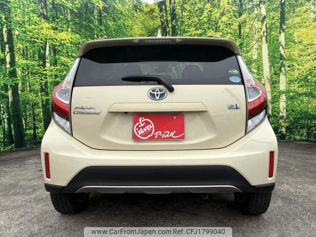 toyota aqua 2017 CFJ1799040 image 2