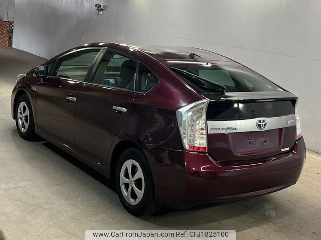 toyota prius-phv 2013 CFJ1825100 image 2