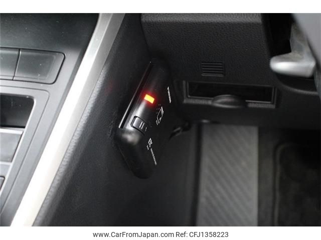toyota voxy 2023 -TOYOTA--Voxy 6AA-ZWR90W--ZWR90-0140390---TOYOTA--Voxy 6AA-ZWR90W--ZWR90-0140390- image 2