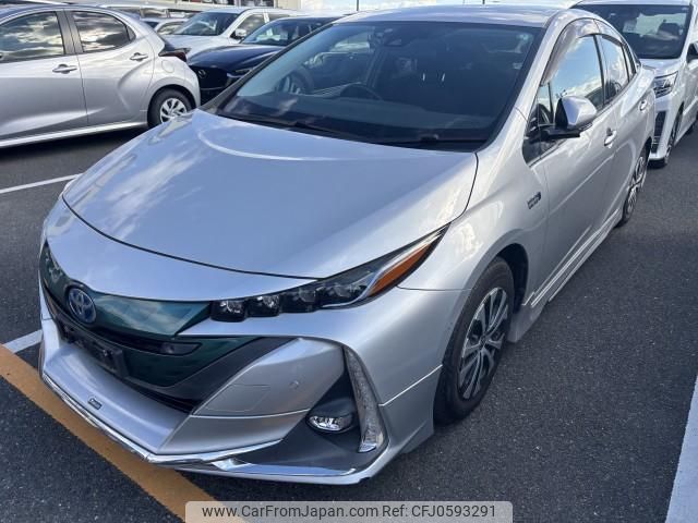 toyota prius-phv 2017 quick_quick_DLA-ZVW52_ZVW52-3020570 image 1