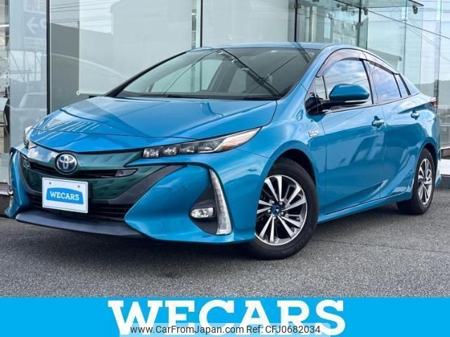 toyota prius-phv 2017 quick_quick_ZVW52_ZVW52-3052101 image 1