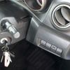 mazda axela 2004 CFJ1565325 image 8