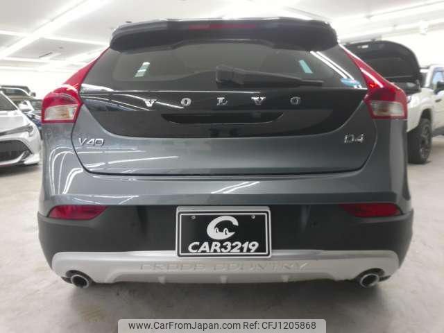 volvo v40 2019 -VOLVO 【名変中 】--Volvo V40 MD4204T--K2173011---VOLVO 【名変中 】--Volvo V40 MD4204T--K2173011- image 2