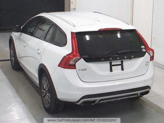 volvo v60 2017 -VOLVO--Volvo V60 FB420-H1040656---VOLVO--Volvo V60 FB420-H1040656- image 2