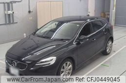 volvo v40 2019 -VOLVO 【岐阜 334ひ309】--Volvo V40 MD4204T-YV1MVA8RDK2558630---VOLVO 【岐阜 334ひ309】--Volvo V40 MD4204T-YV1MVA8RDK2558630-