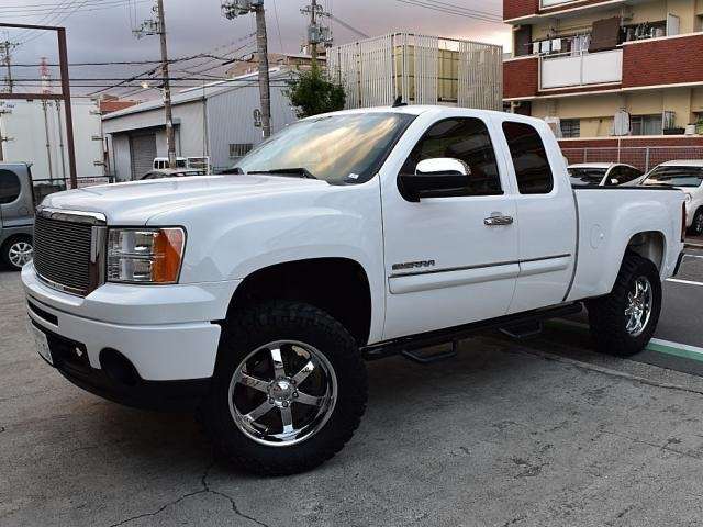 Used GM GMC SIERRA 2013 CFJ2777097 in good condition for sale