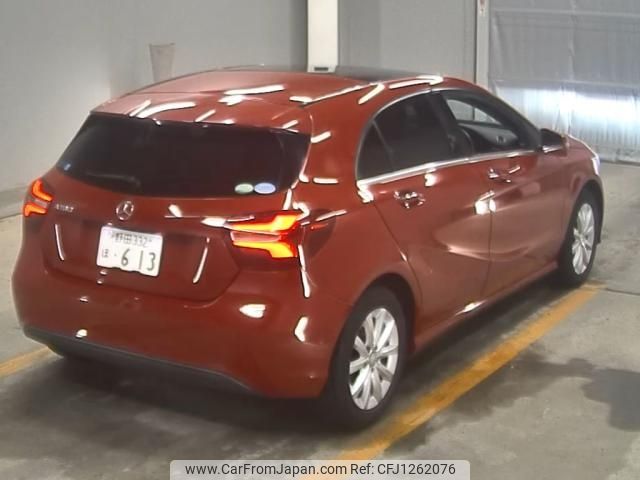 mercedes-benz a-class 2017 -MERCEDES-BENZ--Benz A Class WDD1760422V165430---MERCEDES-BENZ--Benz A Class WDD1760422V165430- image 2