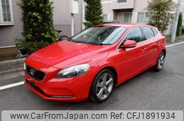 volvo v40 2014 CFJ1891934