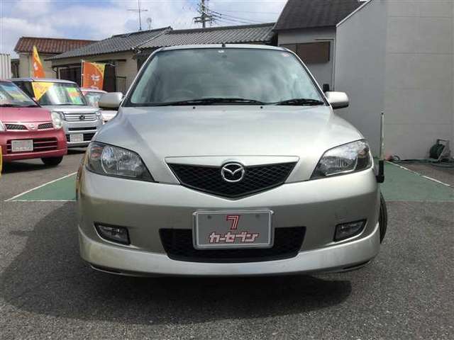 mazda demio 2004 CFJ2532909 image 2