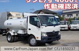 hino dutro 2015 CFJ1850237
