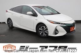 toyota prius-phv 2017 -TOYOTA--Prius PHV DLA-ZVW52--ZVW52-3014239---TOYOTA--Prius PHV DLA-ZVW52--ZVW52-3014239-