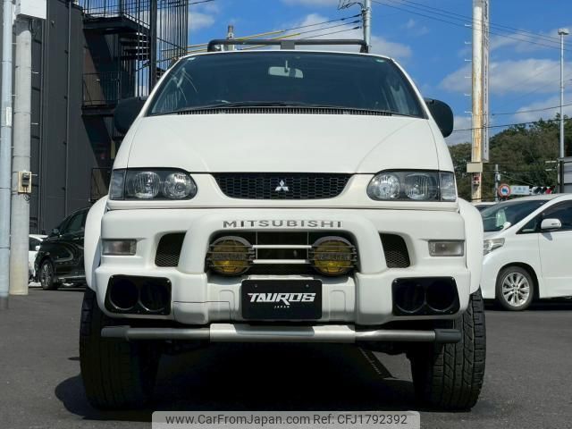 mitsubishi delica-spacegear 2003 CFJ1792392 image 2