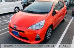 toyota aqua 2012 -TOYOTA--AQUA DAA-NHP10--NHP10-2033473---TOYOTA--AQUA DAA-NHP10--NHP10-2033473-