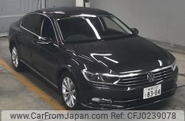 volkswagen passat 2018 -VOLKSWAGEN--VW Passat WVWZZZ3CZJE181524---VOLKSWAGEN--VW Passat WVWZZZ3CZJE181524-