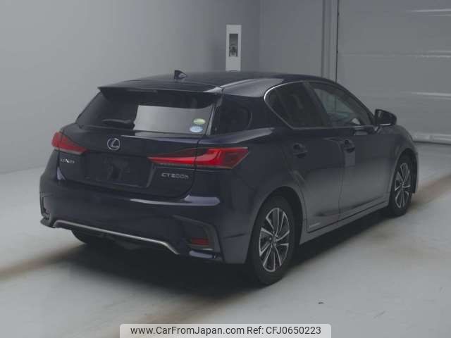 lexus ct 2018 -LEXUS--Lexus CT DAA-ZWA10--ZWA10-2330228---LEXUS--Lexus CT DAA-ZWA10--ZWA10-2330228- image 2