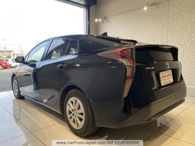 toyota prius 2017 quick_quick_ZVW50_ZVW50-8044244 image 2