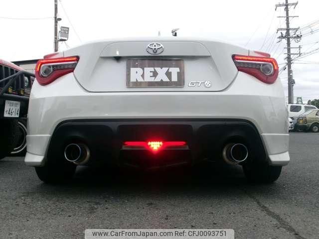 toyota 86 2015 quick_quick_DBA-ZN6_ZN6-054040 image 2