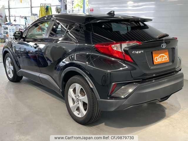 toyota c-hr 2017 quick_quick_DAA-ZYX10_ZYX10-2019181 image 2