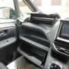 toyota voxy 2015 quick_quick_ZRR80W_ZRR80-0159886 image 18