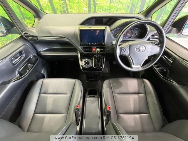 toyota esquire 2018 CFJ1751194 image 2