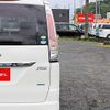 nissan serena 2012 S12688 image 17