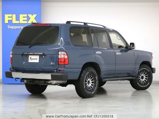 toyota land-cruiser-wagon 2002 -TOYOTA--Land Cruiser Wagon GH-UZJ100W--UZJ100-0138763---TOYOTA--Land Cruiser Wagon GH-UZJ100W--UZJ100-0138763- image 2