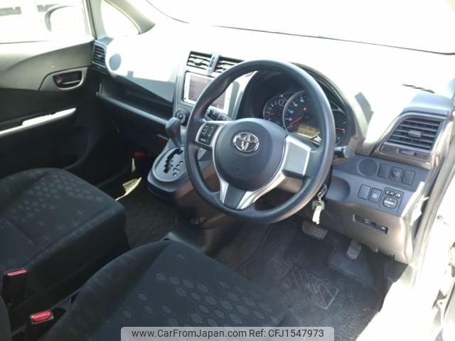 toyota ractis 2013 CFJ1547973 image 2