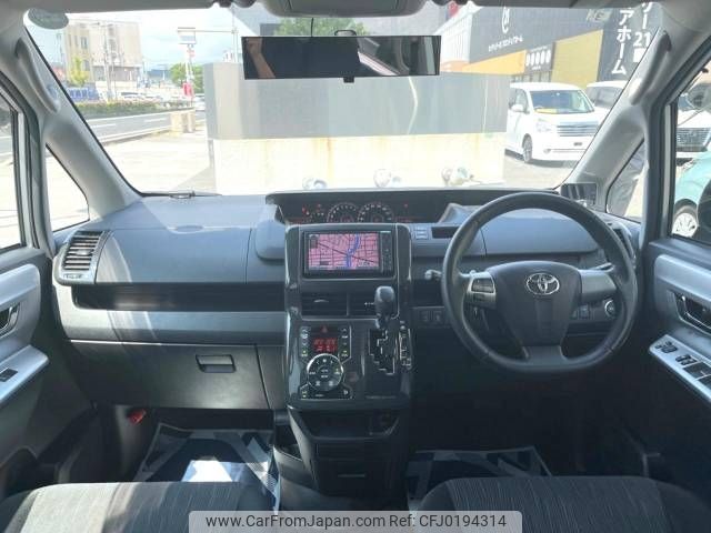 toyota voxy 2011 -TOYOTA--Voxy DBA-ZRR70W--ZRR70-0414062---TOYOTA--Voxy DBA-ZRR70W--ZRR70-0414062- image 2