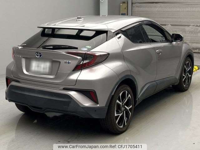 toyota c-hr 2017 CFJ1705411 image 2