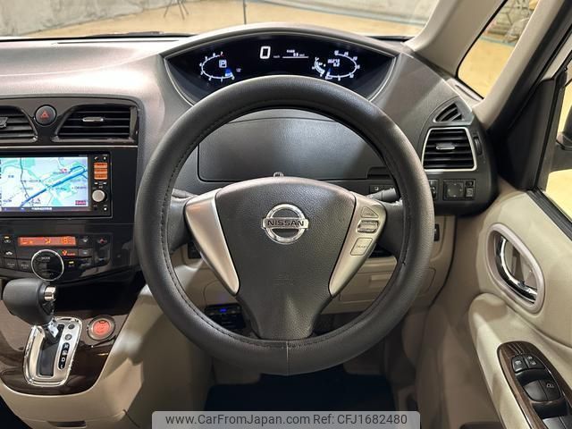 nissan serena 2012 CFJ1682480 image 2