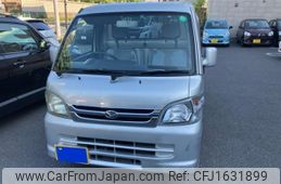 daihatsu hijet-truck 2006 CFJ1631899