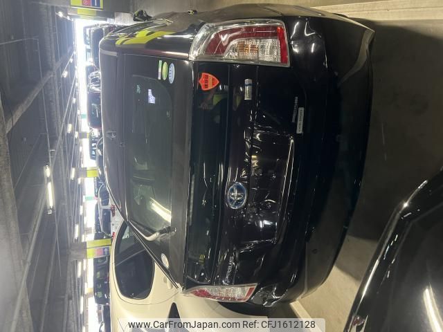toyota prius 2012 CFJ1612128 image 2