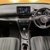 toyota yaris-cross 2024 -TOYOTA--Yaris Cross 5BA-MXPB10--MXPB10-3042300---TOYOTA--Yaris Cross 5BA-MXPB10--MXPB10-3042300- image 3