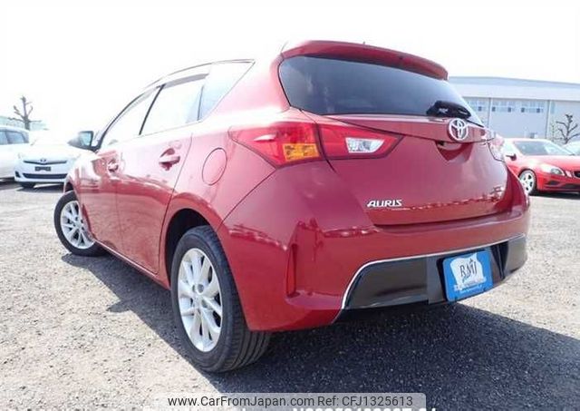 toyota auris 2014 646828-N2025040266F-24 image 2