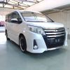 toyota noah 2014 ENHANCEAUTO_1_ea292017 image 1