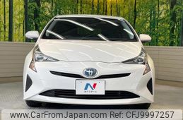 toyota prius 2018 -TOYOTA--Prius ZVW50--6152352---TOYOTA--Prius ZVW50--6152352-