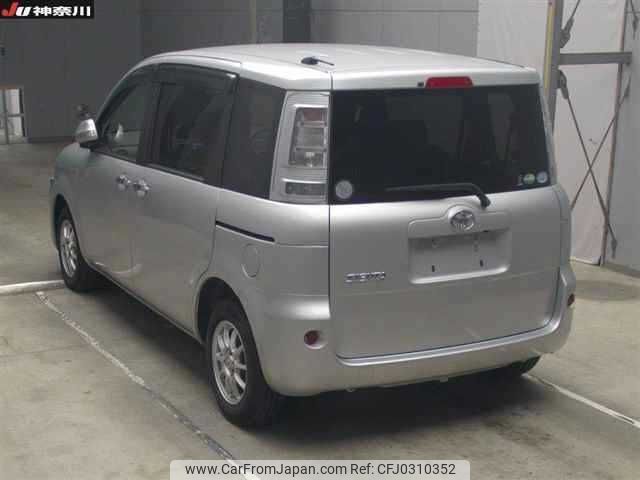 toyota sienta 2013 TE4092 image 1