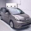 toyota isis 2011 CFJ1835072 image 1