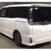 toyota voxy 2017 quick_quick_DBA-ZRR80W_0380973 image 5